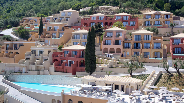 Nido, Mar-Bella Collection